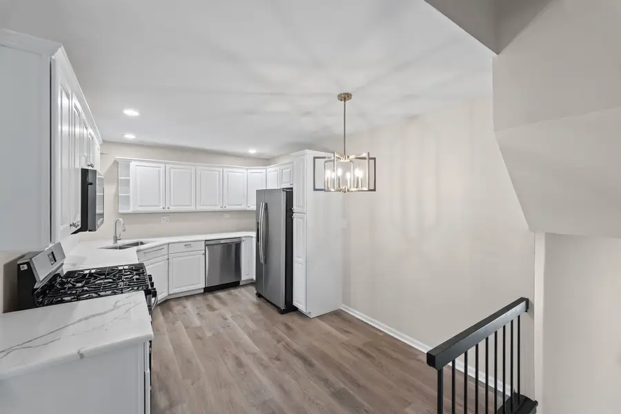 107 Honeysuckle Court, Rolling Meadows, IL 60008 - #3
