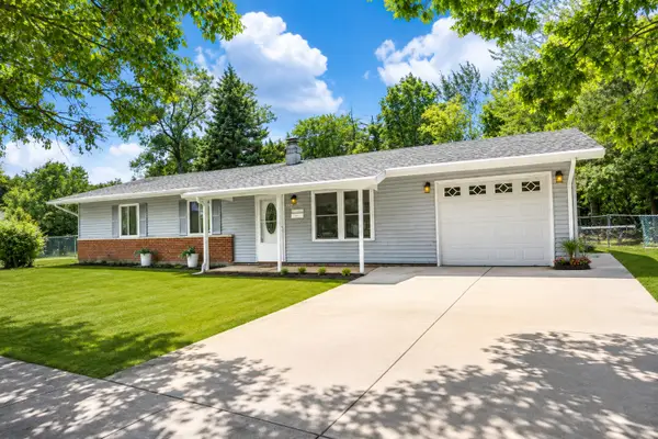 113 Fairview Lane, Streamwood, IL 60107