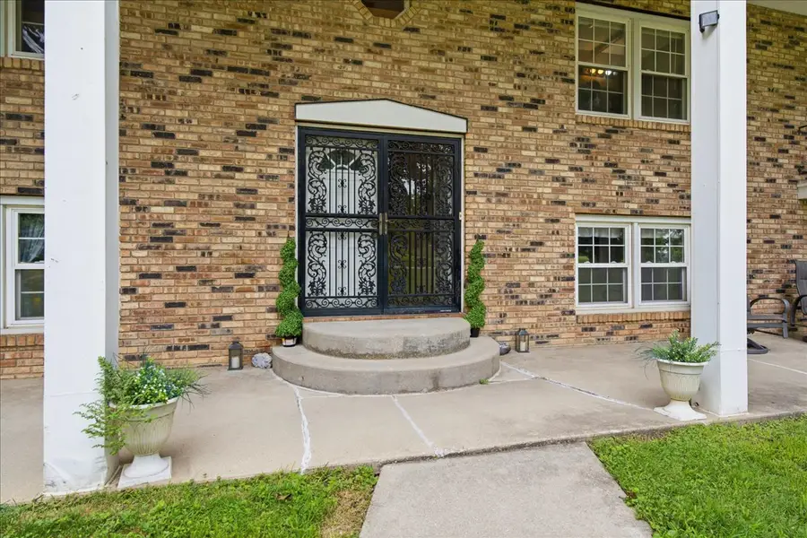 1360 N 1300 East Road, Heyworth, IL 61745 - #2
