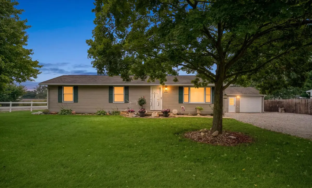407 W Pearl Street, Thomasboro, IL 61878 - #1