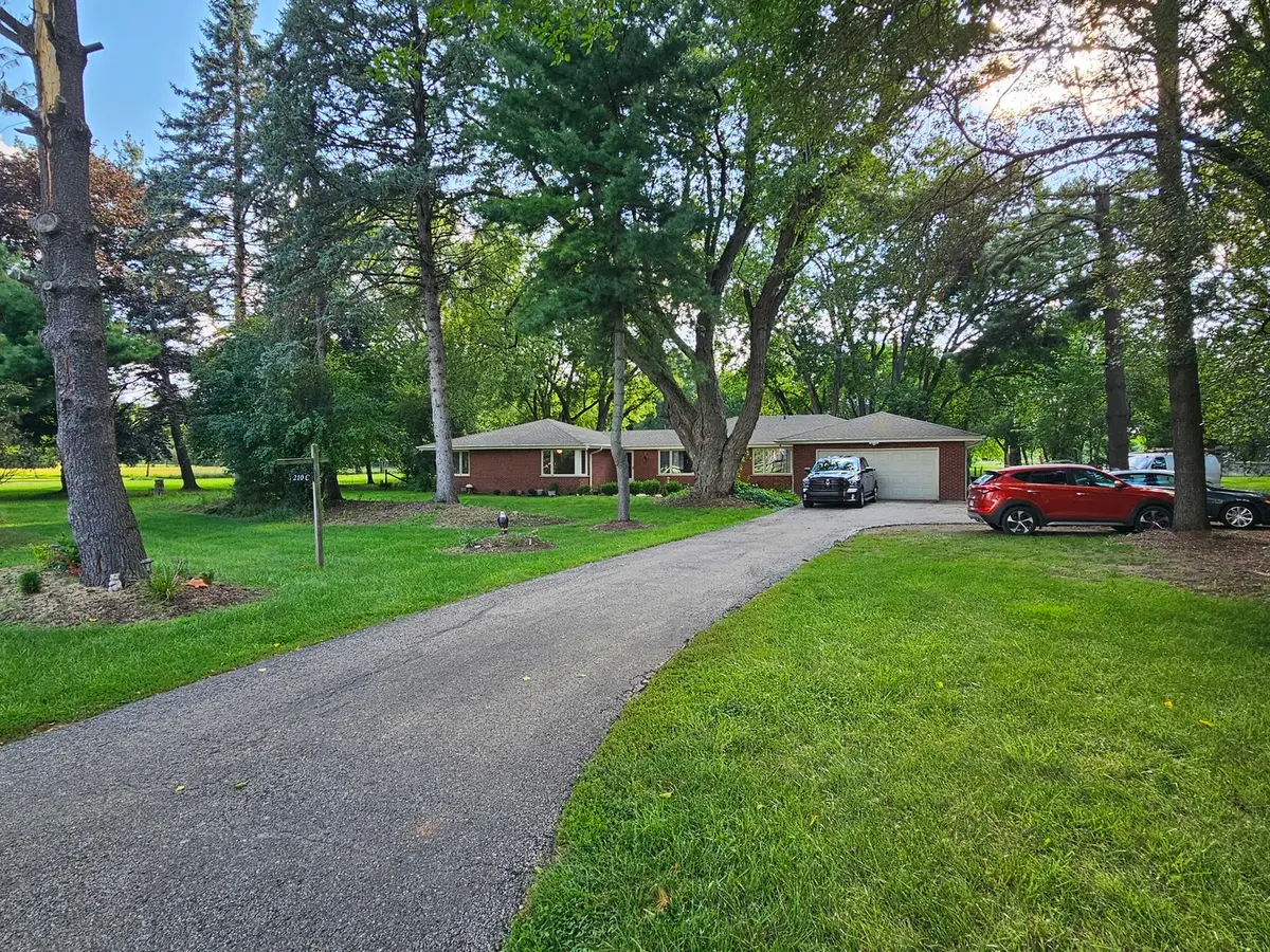 210 C Braeburn Road, Barrington, IL 60010 - #1
