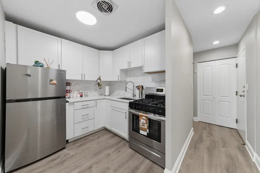5506 Lincoln Avenue #A511, Morton Grove, IL 60053 - #3