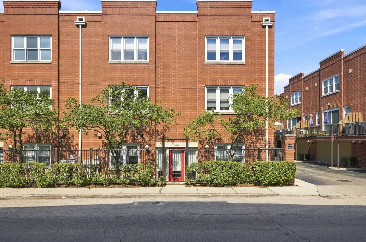 1730 W Terra Cotta Place, Chicago, IL 60614 - #1