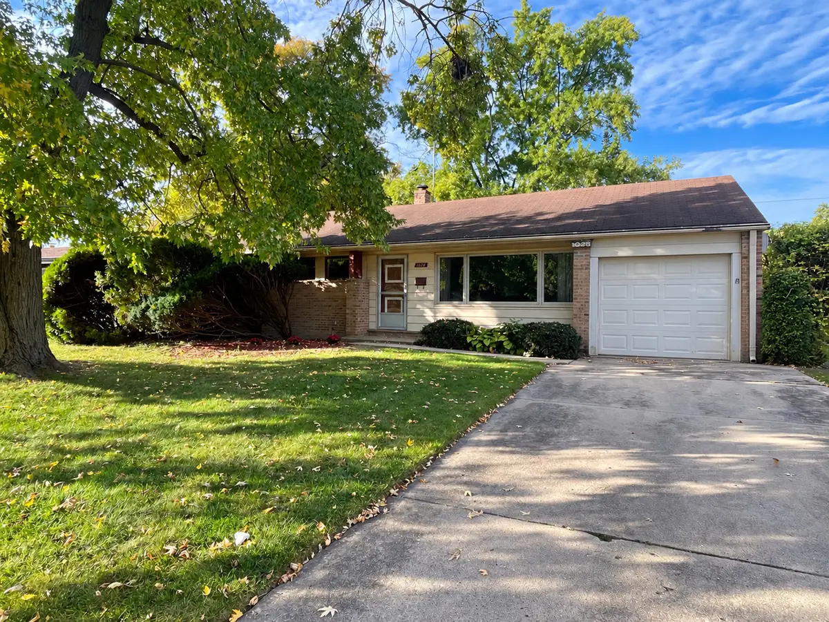 1028 Midway Road, Northbrook, IL 60062 - #1