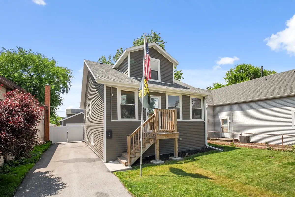 10904 S Kedzie Avenue, Chicago, IL 60655 - #1