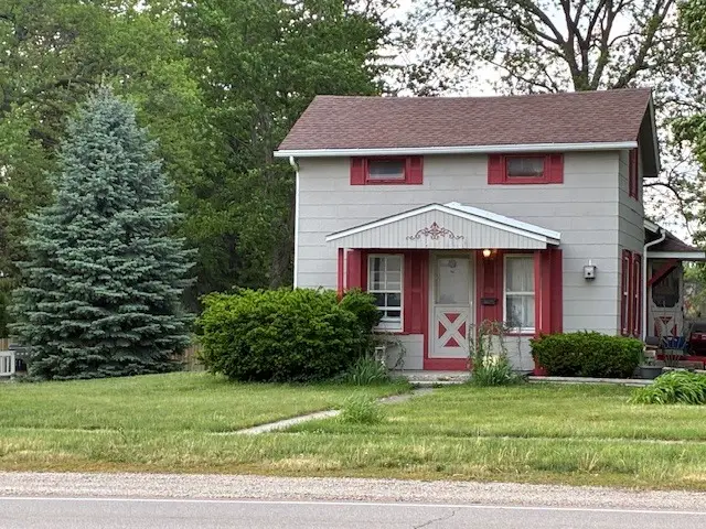 704 W Grant Highway, Marengo, IL 60152 - #1