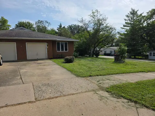 206 Webster Street #206, Batavia, IL 60510