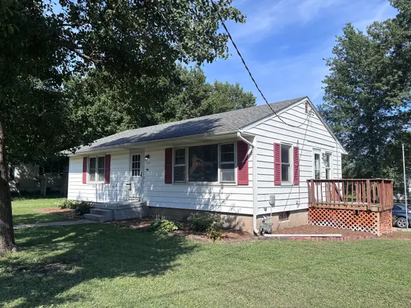 503 N Center Avenue, Galva, IL 61434
