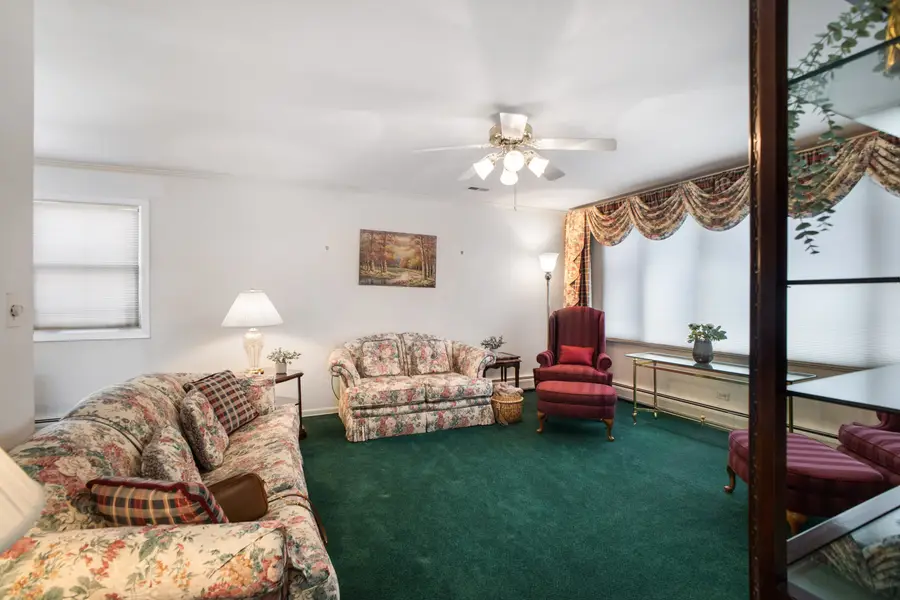 1212 N Maple Avenue, La Grange Park, IL 60526 - #3