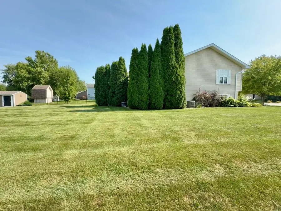 684 Cherokee Drive, Bourbonnais, IL 60914 - #3