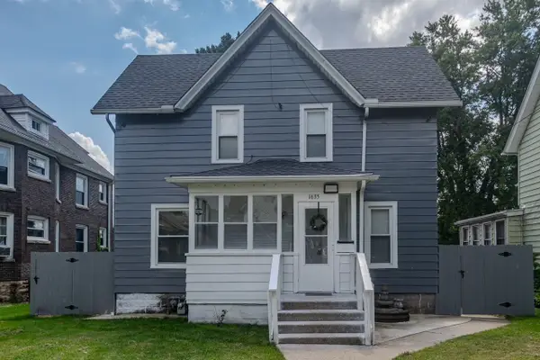 1635 5th Avenue, Rockford, IL 61104