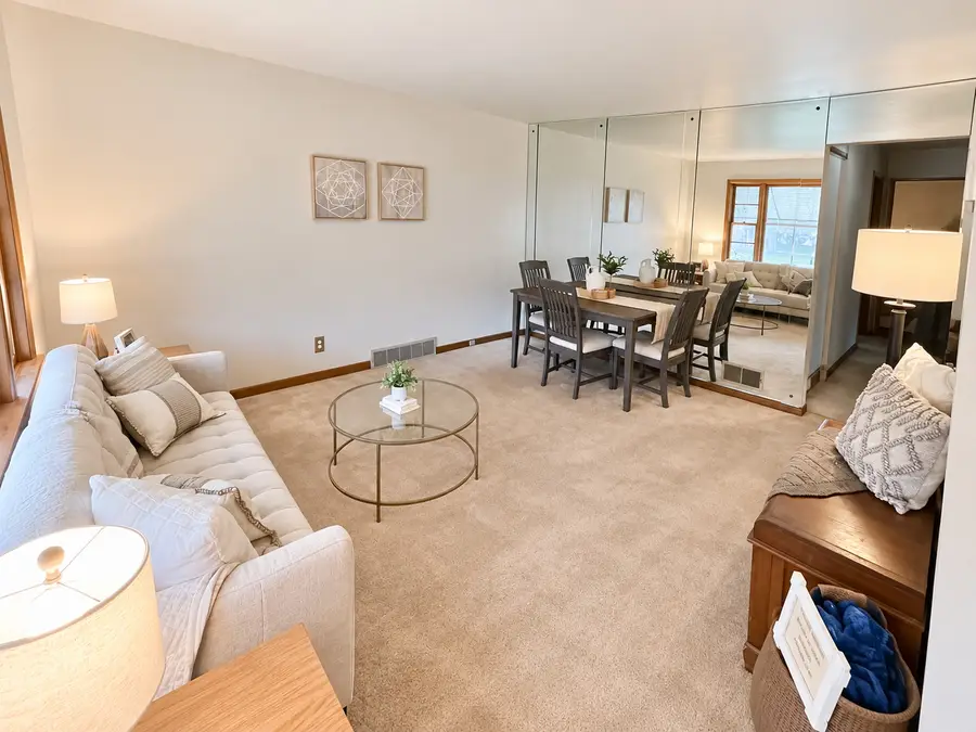 492 Price Avenue, Calumet City, IL 60409 - #3