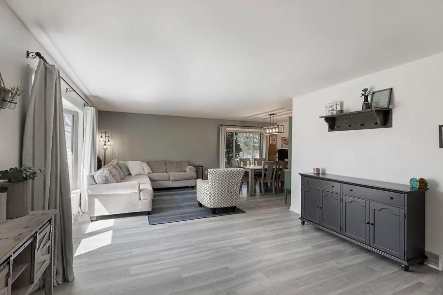 824 Royal Drive, McHenry, IL 60050 - #3