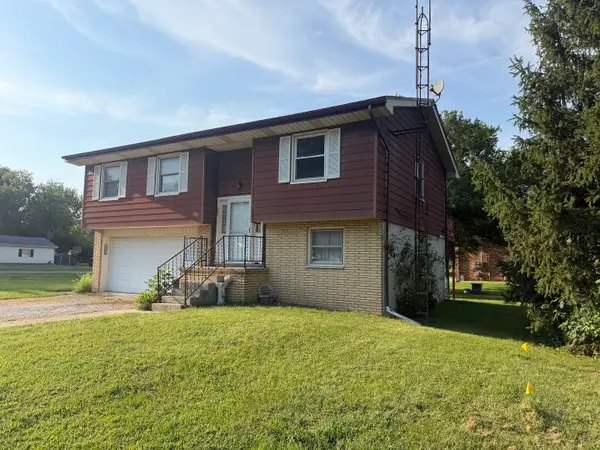 287 W Clay Street, El Paso, IL 61738