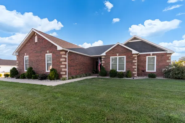 2004 Dew Drop Drive, Marion, IL 62959