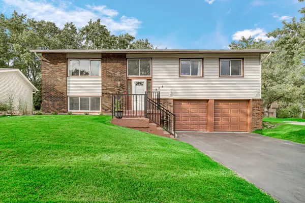 404 Assembly Drive, Bolingbrook, IL 60440