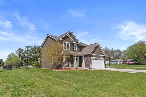 320 W Hunt Avenue, Twin Lakes, WI 53181