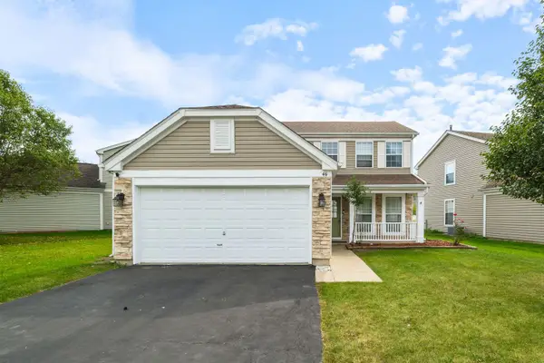 46 Wildflower Way, Streamwood, IL 60107