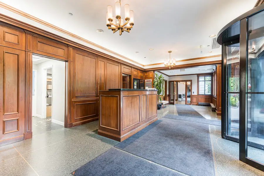 55 W Delaware Place #1007, Chicago, IL 60610 - #2