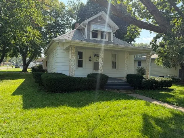 601 9th Avenue, Rock Falls, IL 61071 - #1