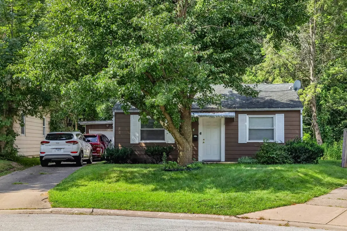 1103 37th St Court, Moline, IL 61265 - #1