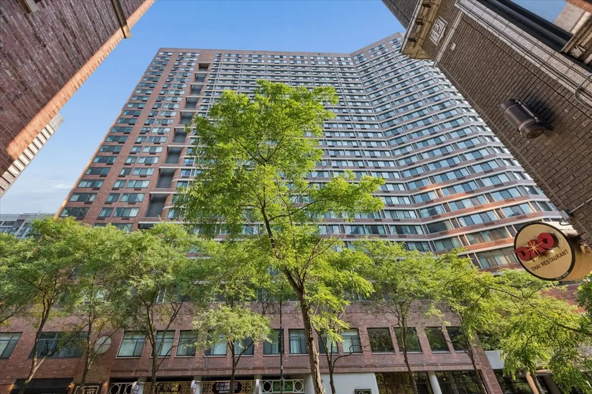211 E Ohio Street #2706, Chicago, IL 60611 - #1