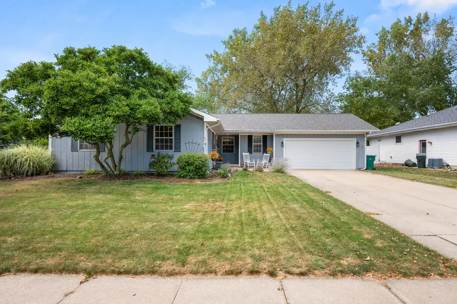 1301 Larson Street, Sycamore, IL 60178 - #2