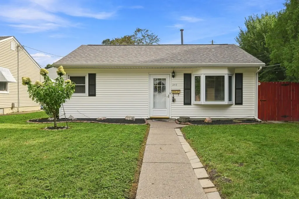 347 W 32nd Street, Davenport, IA 52803 - #1