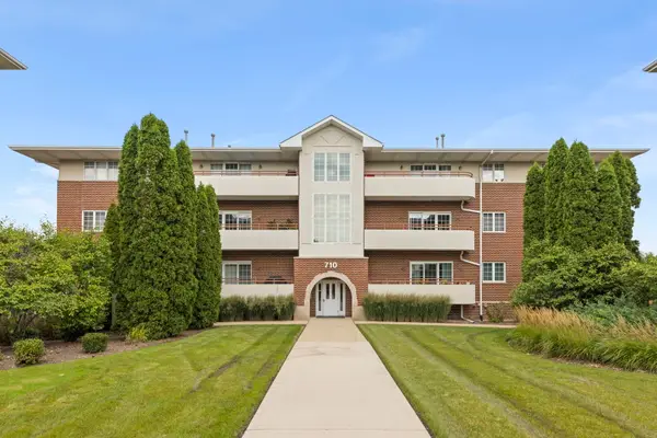 710 W 63rd Street #203, Westmont, IL 60559