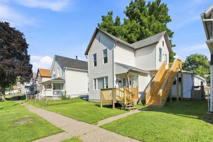 1828 W 6th Street, Davenport, IA 52802 - #2