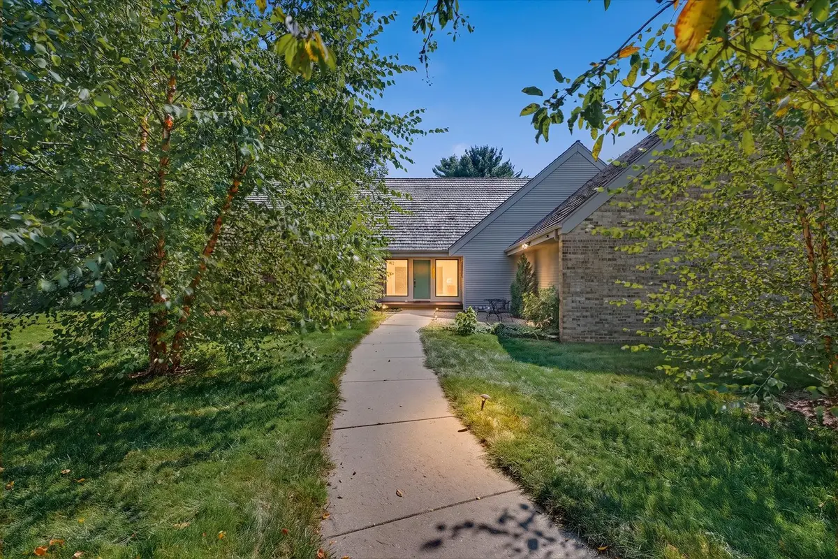 2007 Trout Valley Drive, Champaign, IL 61822 - #1