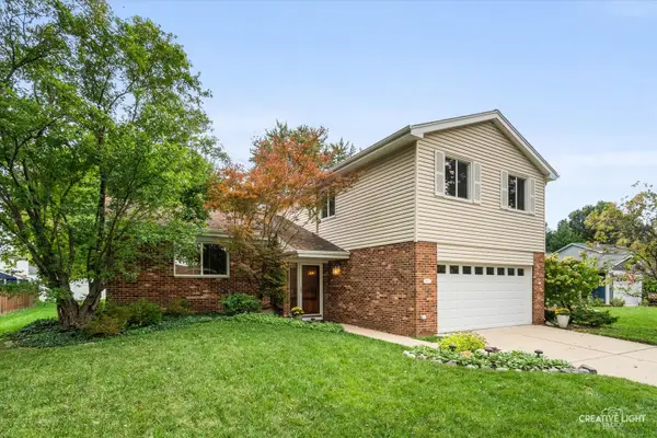 2S111 Lynn Court, Warrenville, IL 60555