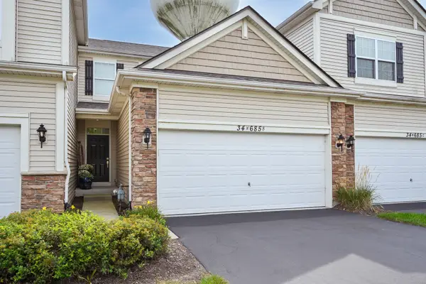 34W685 Roosevelt Avenue #B, St. Charles, IL 60174