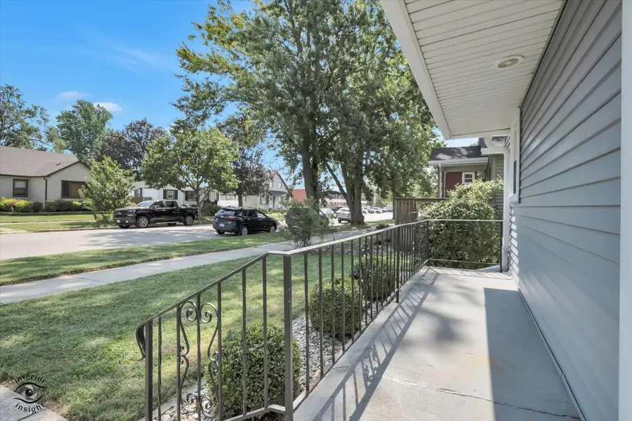 183 N Forest Avenue, Bradley, IL 60915 - #3
