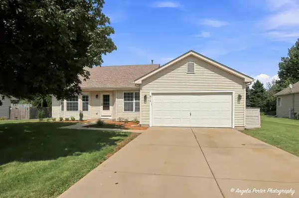 610 Cartwright Trail, McHenry, IL 60050