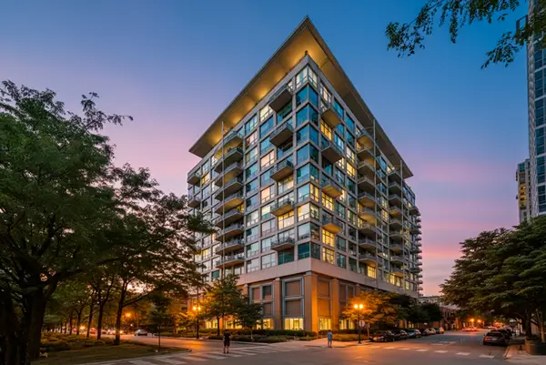 Address Withheld By Seller, Chicago, IL 60605