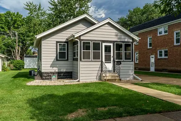 2305 Logan Street, Rockford, IL 61103