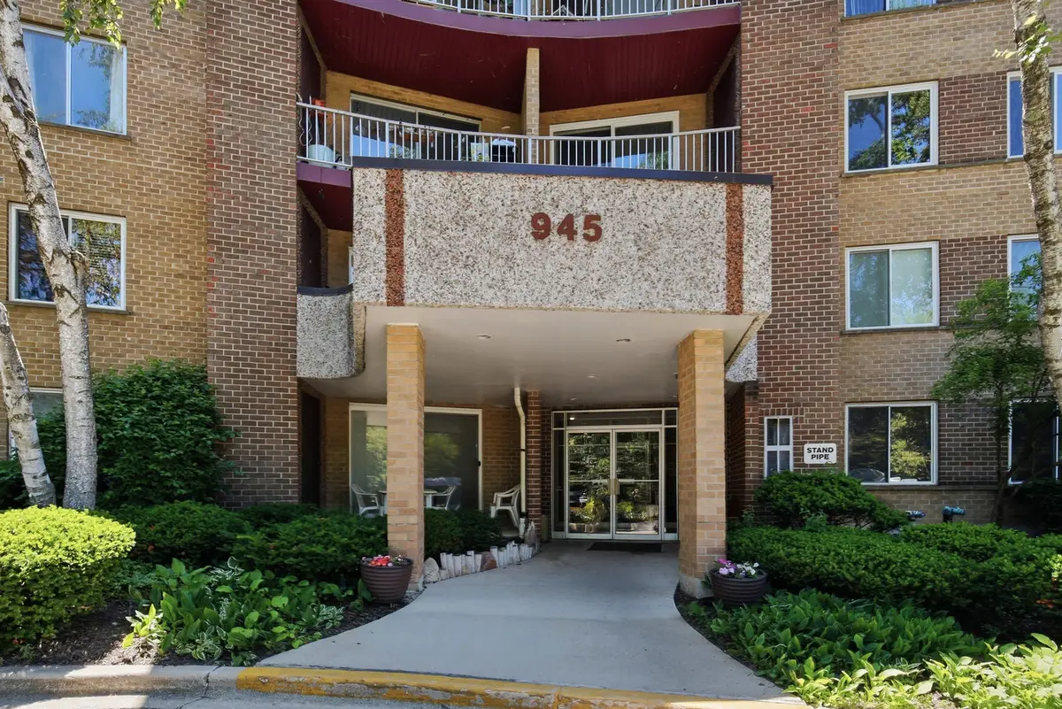 945 E Kenilworth Avenue #314, Palatine, IL 60074 - #1
