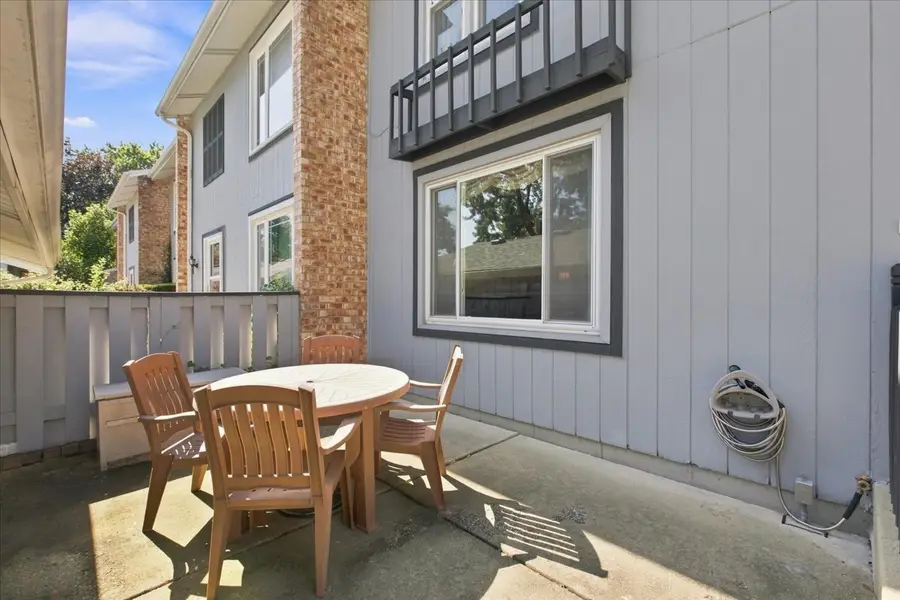 228 Willow Lane, Bloomingdale, IL 60108 - #3