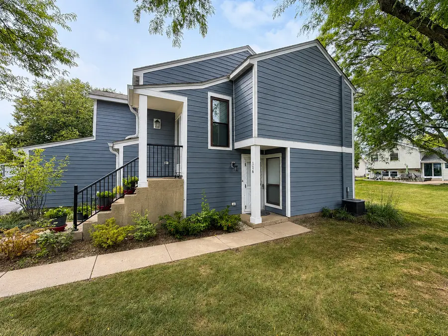 116 Manchester Court #916, Schaumburg, IL 60193 - #2