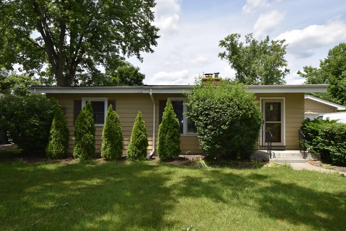 2226 Central Road, Glenview, IL 60025 - #1