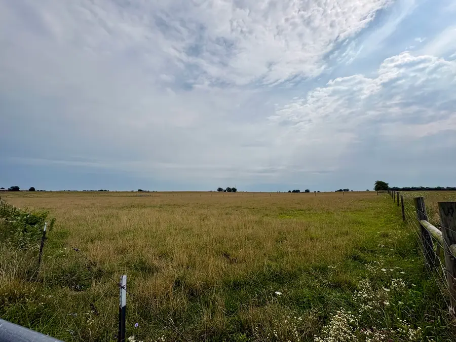 1723 E 3400 North Road, Saint Anne, IL 60964 - #3