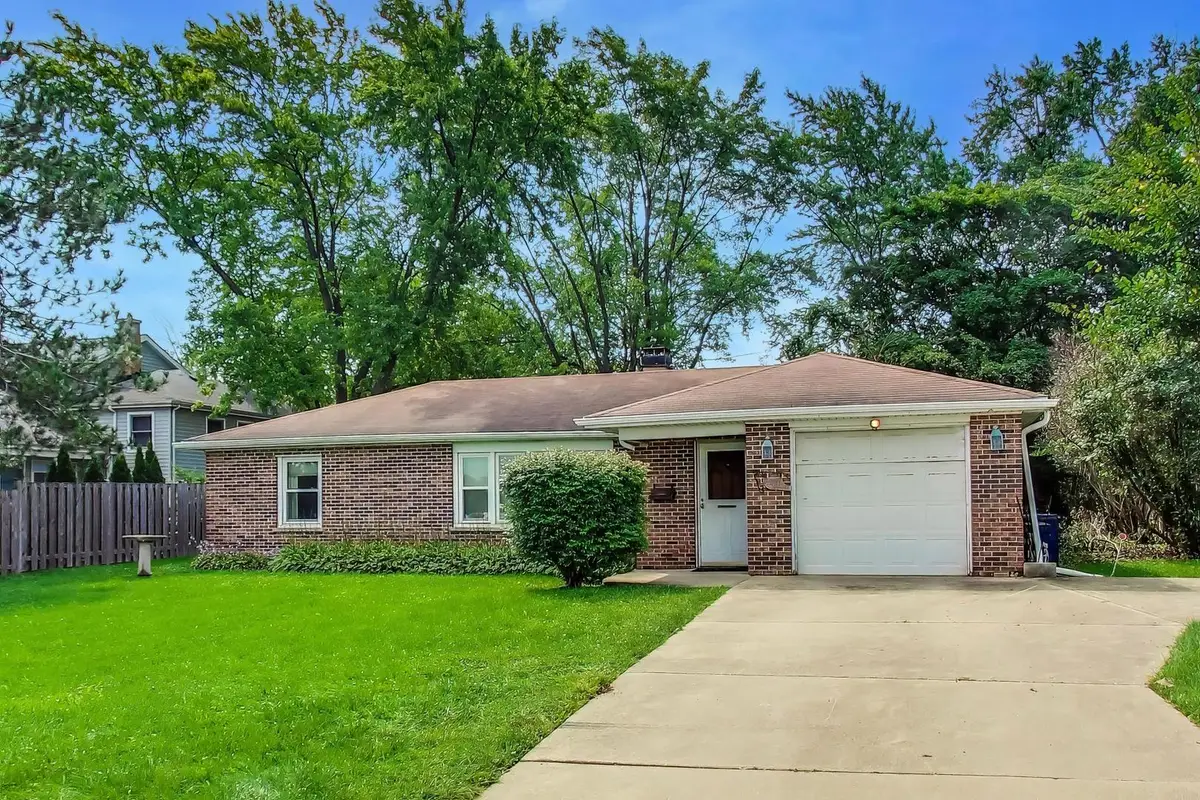 2331 Dundee Road, Northbrook, IL 60062 - #1