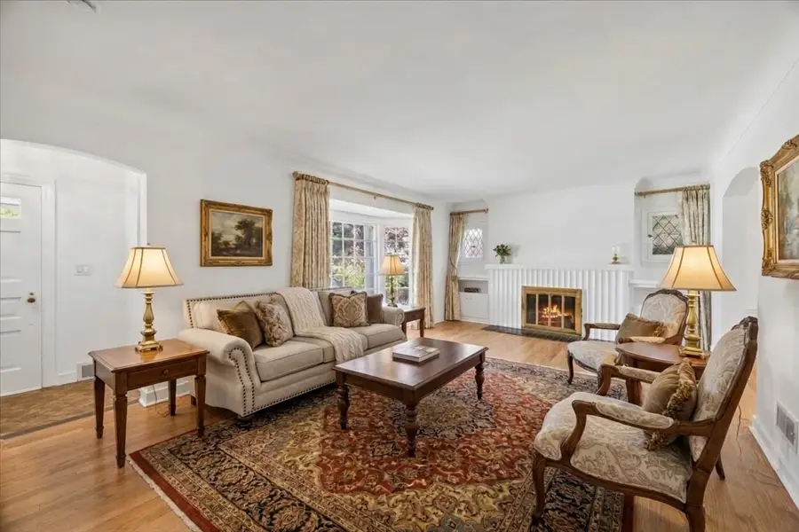 241 Southcote Road, Riverside, IL 60546 - #3