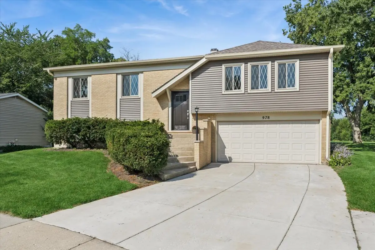 978 Harvard Lane, Buffalo Grove, IL 60089 - #1