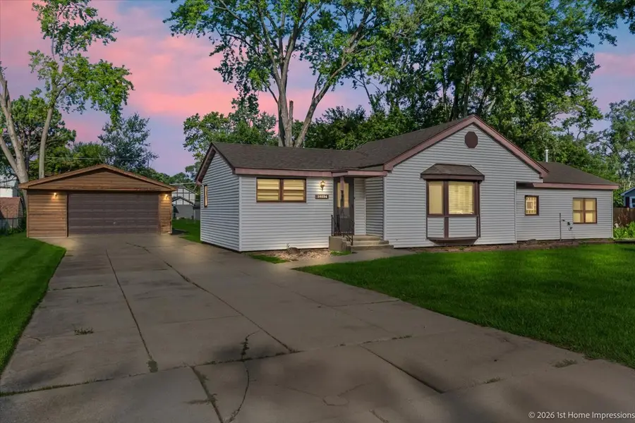 10334 S 74th Avenue, Palos Hills, IL 60465 - #2
