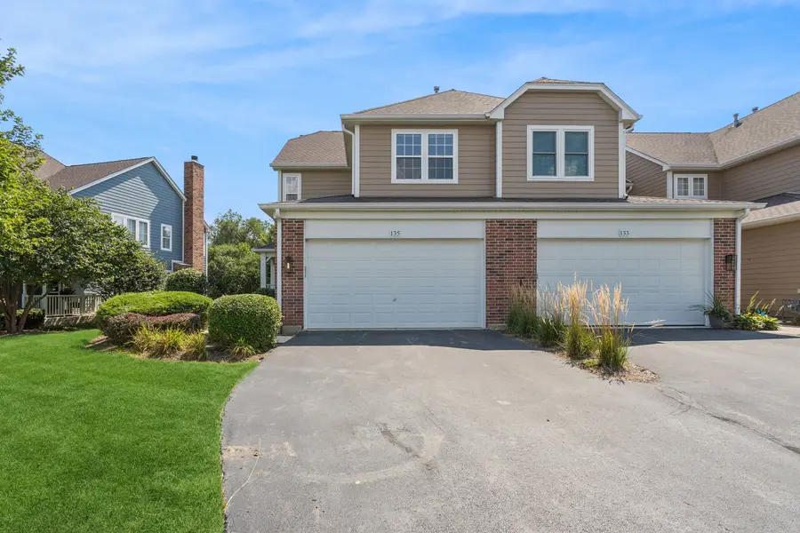 135 Tanglewood Drive, Glen Ellyn, IL 60137 - #2