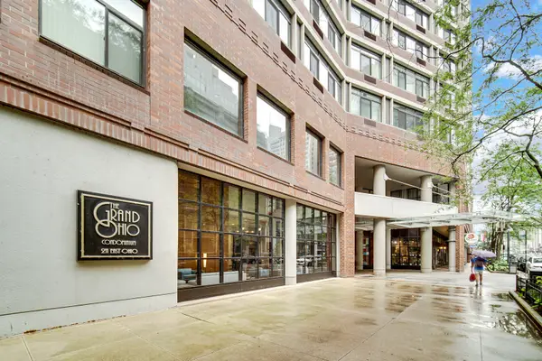 211 E Ohio Street #1715, Chicago, IL 60611