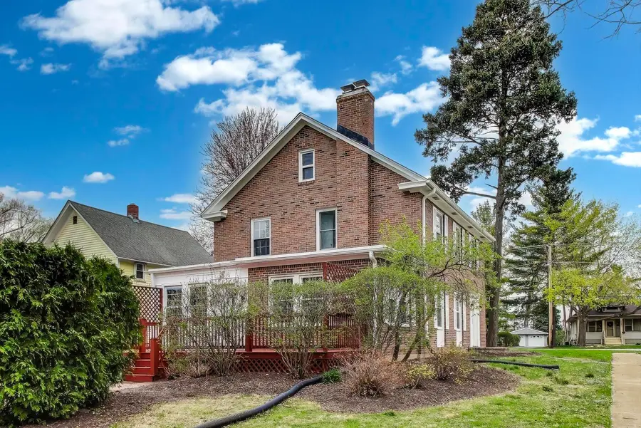 3 S Calumet Avenue, Aurora, IL 60506 - #3