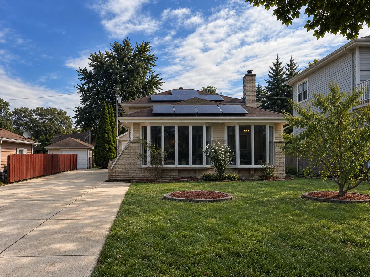 139 N Hemlock Avenue, Wood Dale, IL 60191 - #1